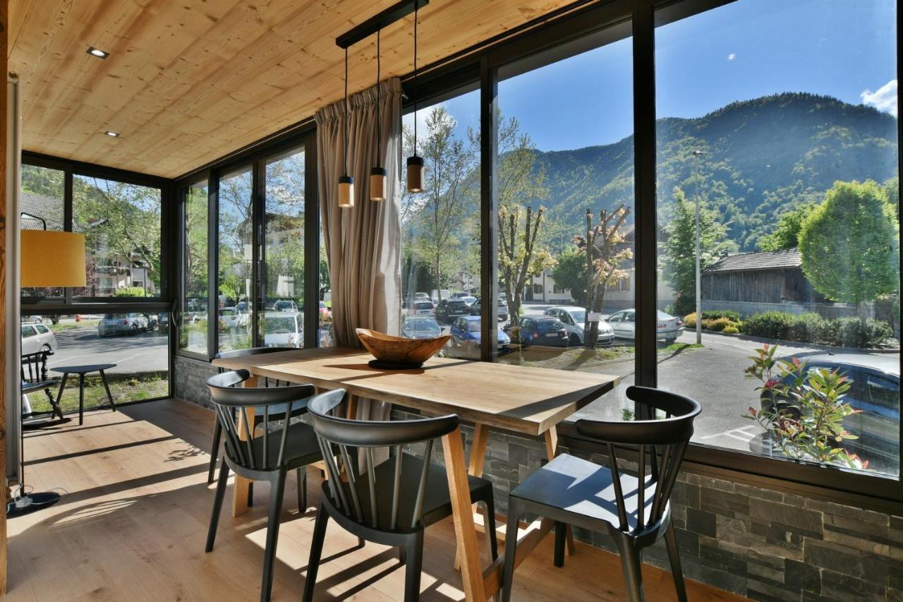 Bel Appartement Centre De Thones Lumineux Et Spacieux Neuf Luaran gambar